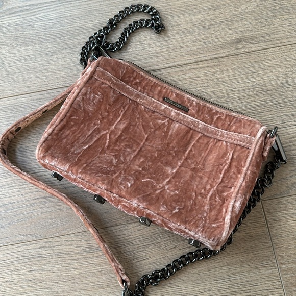 NEW W/O TAGS Rebecca Minkoff pint velvet purse crossbody shoulder bag - Picture 5 of 5